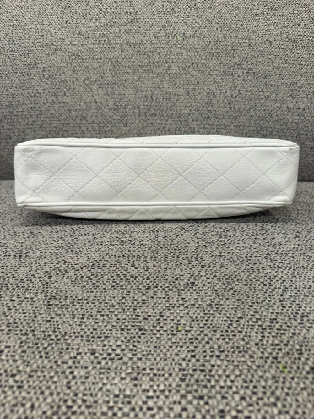 Chanel Vintage Lambskin Quilted Shoulder Bag white-